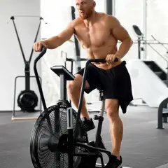 Cardio na redukcji: Ile razy w tyg. ćwiczyć, by spalić tłuszcz?