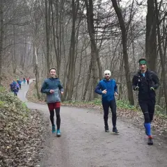 Bieganie w Krakowie: Odkryj najlepsze trasy, grupy i wydarzenia!