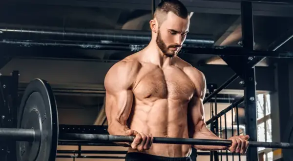 Jak rozciągać biceps? Szybka regeneracja i unikaj kontuzji!