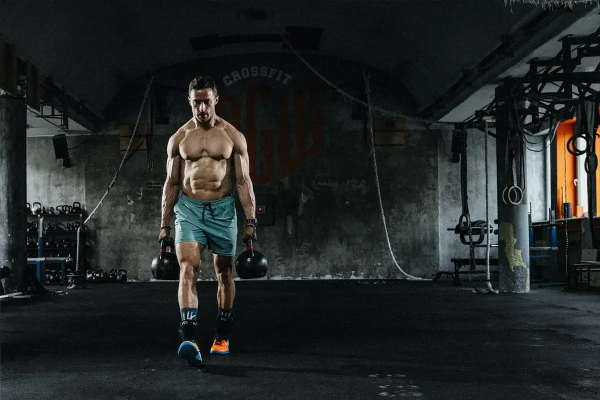 porównanie treningów crossfit bieganie siłownia