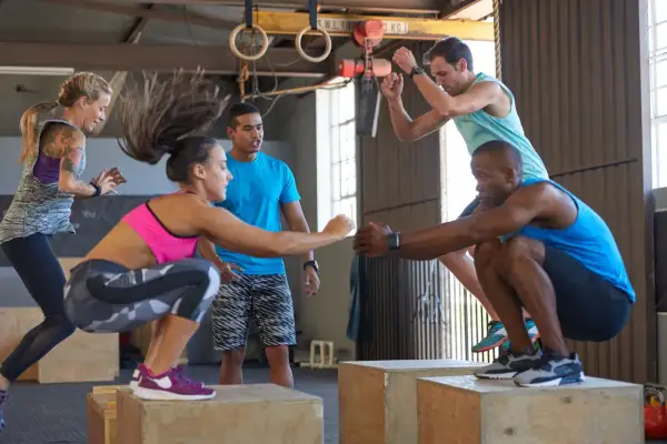 Na czym polega trening CrossFit? Kompletny przewodnik dla początkujących